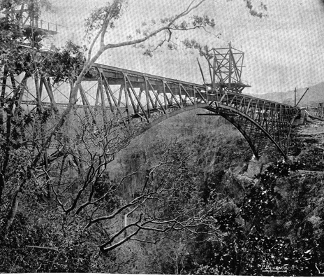 Construcción de Puente de los Anonos por Baixench, Pablo