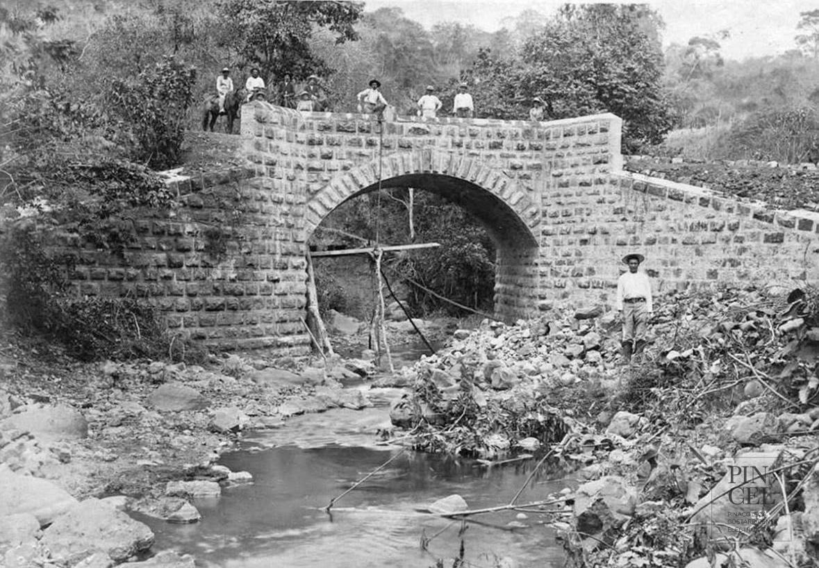 Puente de arco de San Ramón de Alajuela por Gómez Miralles, Manuel
